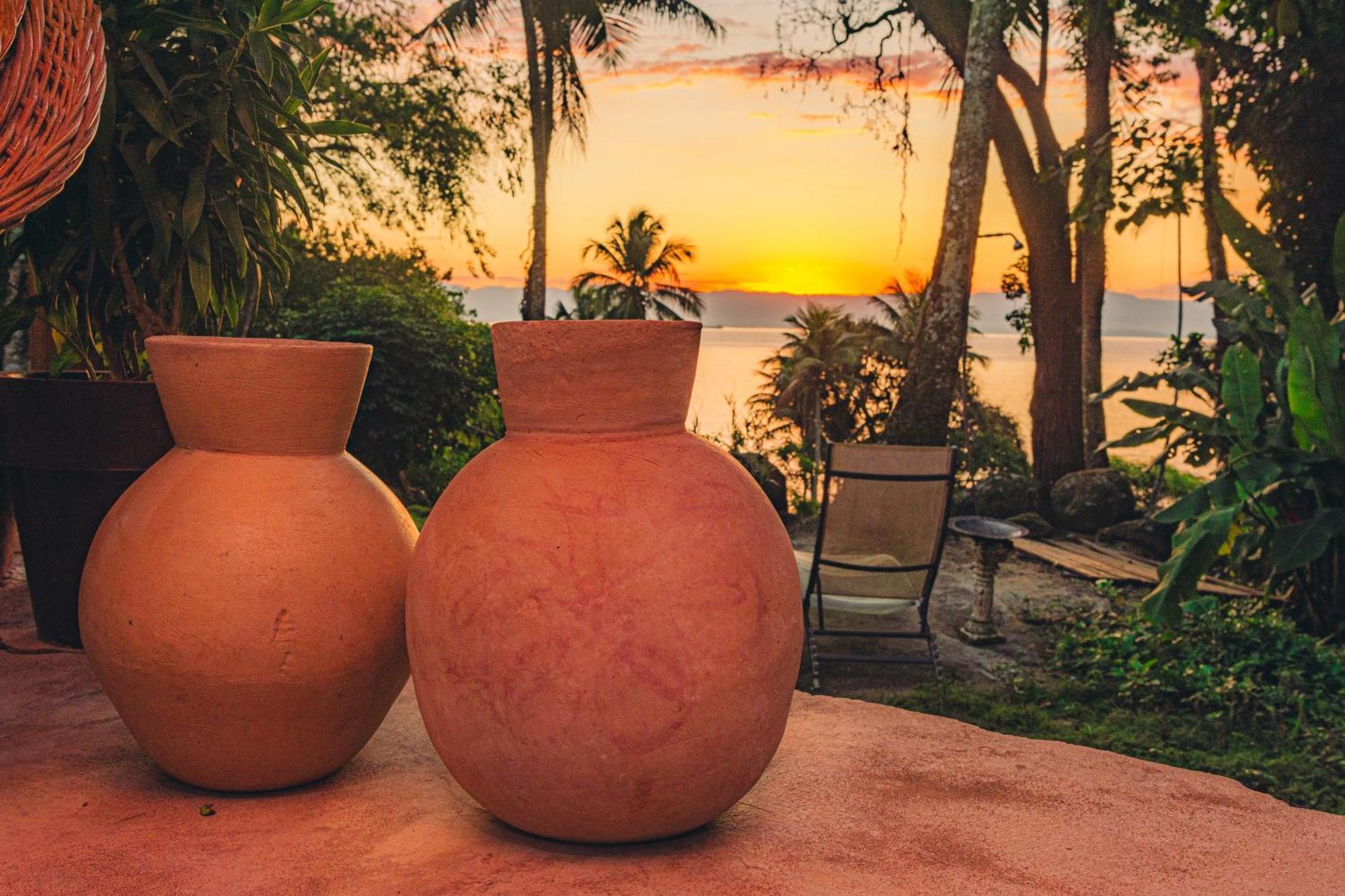 Pousada Sobre A Rocha Praia de Araçatiba 외부 사진
